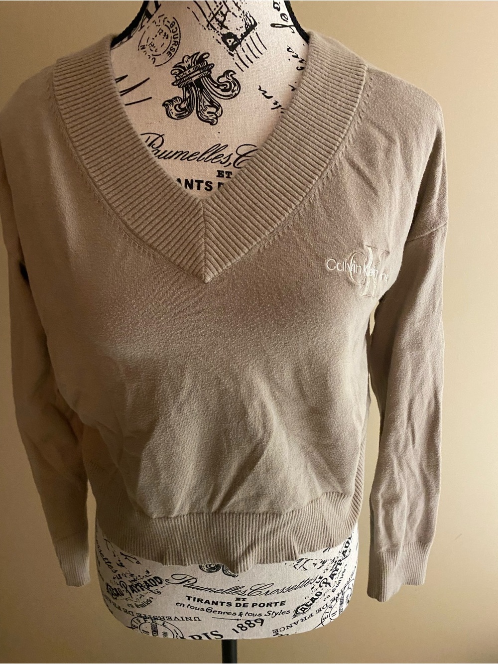 Calvin Klein Jeans Women's V-Neck Sweater in Taupe Beige